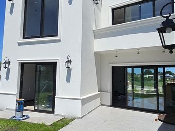 PREVENTA | EXCELENTE CASA EN BARRIO PRIVADO