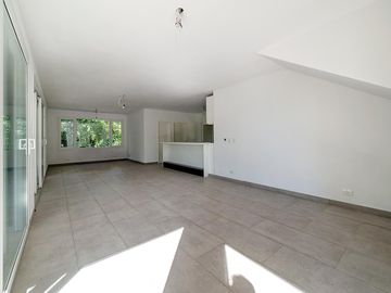 Venta Casa 4 Ambientes 720m2, Santa Clara, Manzanares.
