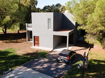 Venta Casa 4 Ambientes 720m2, Santa Clara, Manzanares.