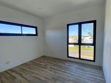 Casa en Venta en San Matias Barrio Privado - A Estrenar