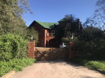 Sensacional Quinta en venta en El Cazador Escobar con 10.000m2 de lote