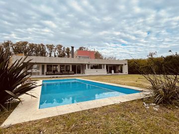 Casa en Venta en Campos de Roca II