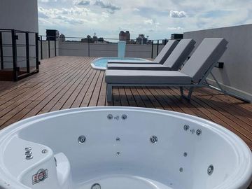 Lencke Vende - Excelente 2 ambientes de categoria, balcon/parrilla, pileta, gym, financiacion