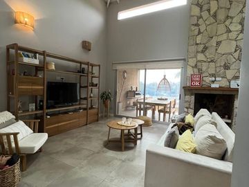 Venta c/renta casa al rio 5 Amb. con Piscina en San Marco Villanueva Tigre GV