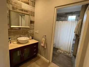 Venta c/renta casa al rio 5 Amb. con Piscina en San Marco Villanueva Tigre GV