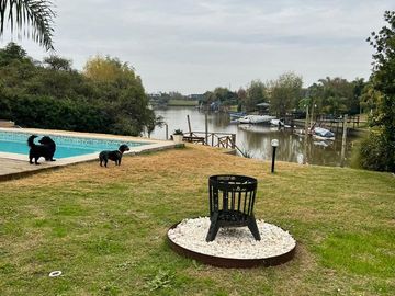 Venta c/renta casa al rio 5 Amb. con Piscina en San Marco Villanueva Tigre GV