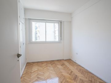 DEPARTAMENTO-VENTA-3 AMB. CON BALCON CERRADO-TODO A NUEVO-BELLEZA-CABALLITO