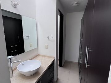 Para Inversionistas Depa $3mdp (Town House) | Juriquilla Santa Fe.