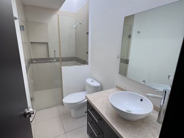 Para Inversionistas Depa $3mdp (Town House) | Juriquilla Santa Fe.