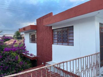 Casa de 5 Recámaras en Residencial Pensiones Mérida Yucatán