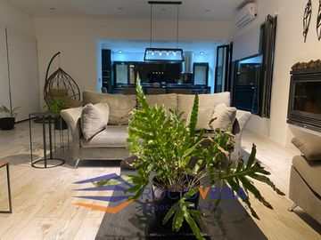 Casa en venta en  La Primavera Golf Carlos Keen Luján