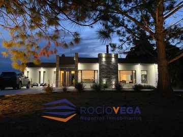 Casa en venta en  La Primavera Golf Carlos Keen Luján