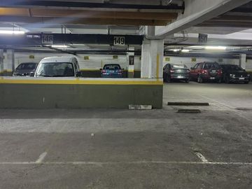 Alquiler Temporario Cochera  Por Rampa Ideal Camioneta Bristol