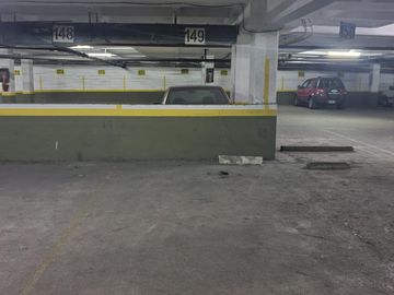 Alquiler Temporario Cochera  Por Rampa Ideal Camioneta Bristol