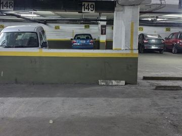 Alquiler Temporario Cochera  Por Rampa Ideal Camioneta Bristol