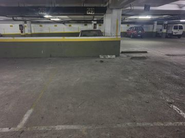 Alquiler Temporario Cochera  Por Rampa Ideal Camioneta Bristol