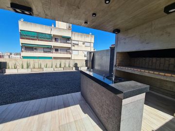 Venta Rosario Centro - Piso Exclusivo - Opcion Cochera - Estrenar Piscina Parrillero