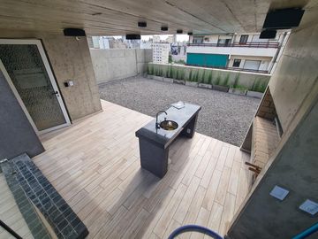 Venta Rosario Centro - Piso Exclusivo - Opcion Cochera - Estrenar Piscina Parrillero