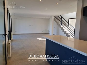 Casa en venta alquiler 5 ambientes pileta Barrio privado El Naudir Escobar