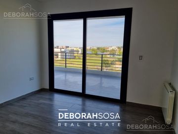 Casa en venta alquiler 5 ambientes pileta Barrio privado El Naudir Escobar