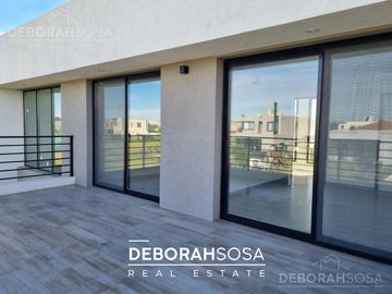 Casa en venta alquiler 5 ambientes pileta Barrio privado El Naudir Escobar