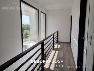 Casa en venta alquiler 5 ambientes pileta Barrio privado El Naudir Escobar