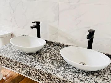 Casa en venta - 3 Dormitorios 3 Baños - 828mts2 - La Plata
