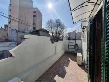 Casa en venta - 4 Dormitorios 3 Baños - Cochera - 195Mts2 - Villa Luro