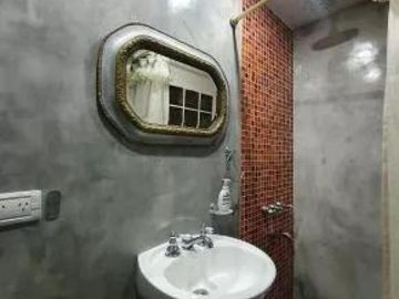 Casa en venta - 4 Dormitorios 3 Baños - Cochera - 195Mts2 - Villa Luro