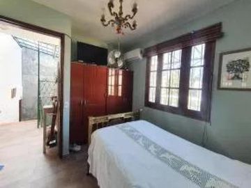 Casa en venta - 4 Dormitorios 3 Baños - Cochera - 195Mts2 - Villa Luro