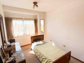Departamento en venta - 2 Dormitorios 2 Baños - Cochera - 87Mts2 - La Plata