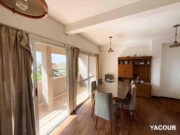 Departamento en venta - 2 Dormitorios 2 Baños - Cochera - 87Mts2 - La Plata