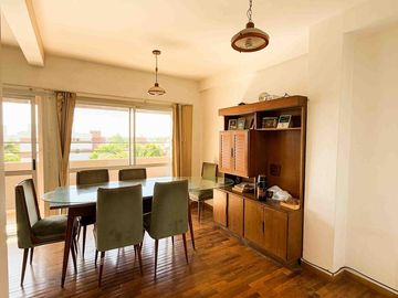 Departamento en venta - 2 Dormitorios 2 Baños - Cochera - 87Mts2 - La Plata