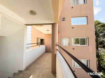 Departamento en venta - 2 Dormitorios 2 Baños - Cochera - 87Mts2 - La Plata
