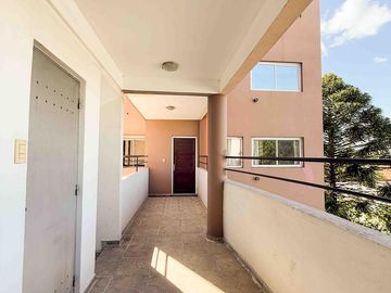 Departamento en venta - 2 Dormitorios 2 Baños - Cochera - 87Mts2 - La Plata