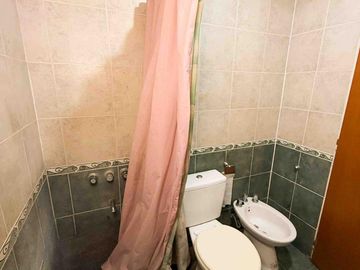 Departamento en venta - 2 Dormitorios 2 Baños - Cochera - 87Mts2 - La Plata