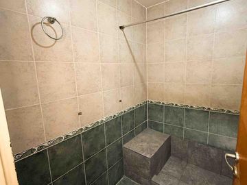 Departamento en venta - 2 Dormitorios 2 Baños - Cochera - 87Mts2 - La Plata