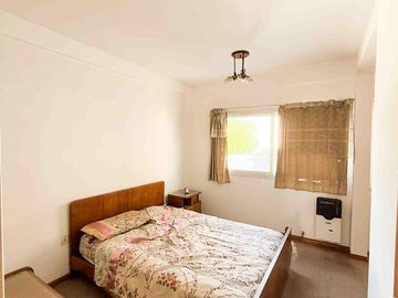 Departamento en venta - 2 Dormitorios 2 Baños - Cochera - 87Mts2 - La Plata