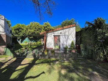 Quinta de 5 dormitorios sobre terreno de 3.744m² en Funes