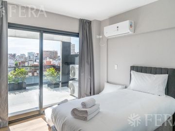 Venta de Departamento duplex de 4 ambientes con dos balcones en Colegiales