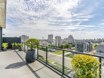 Venta de Departamento duplex de 4 ambientes con dos balcones en Colegiales