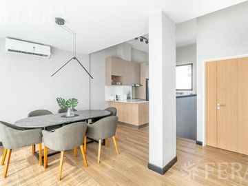 Venta de Departamento duplex de 4 ambientes con dos balcones en Colegiales
