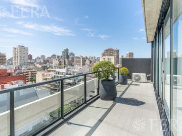 Venta de Departamento duplex de 4 ambientes con dos balcones en Colegiales