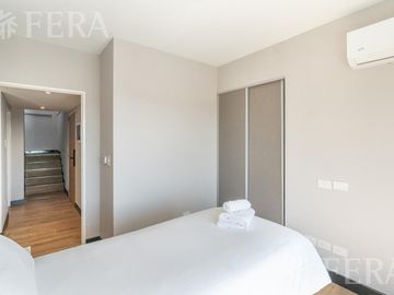 Venta de Departamento duplex de 4 ambientes con dos balcones en Colegiales