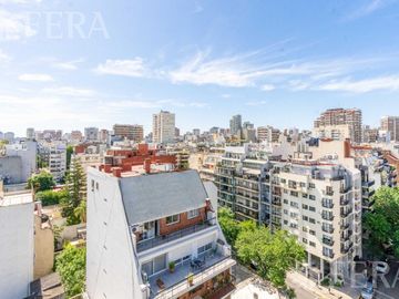 Venta de Departamento duplex de 4 ambientes con dos balcones en Colegiales