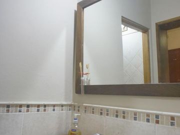 Hermoso chalet de 4 dormitorios en medio del bosque de Carilo