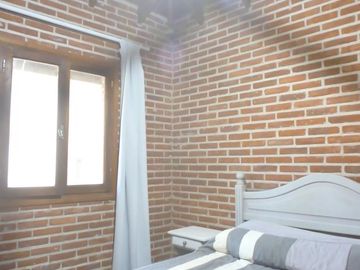Hermoso chalet de 4 dormitorios en medio del bosque de Carilo