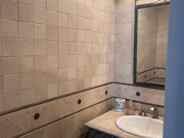 Casa en venta o alquiler en Barrio Privado Santa Ana