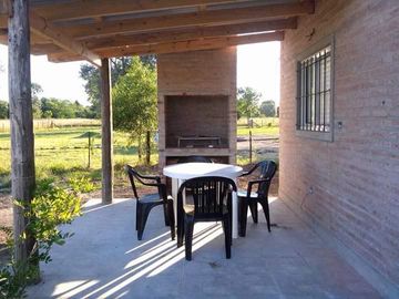 Venta complejo de 2 cabañas en Bahía de los Lobos - Laguna De Lobos