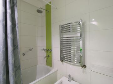 Departamento en venta 4 ambientes en Berazategui con cochera doble y vista al río